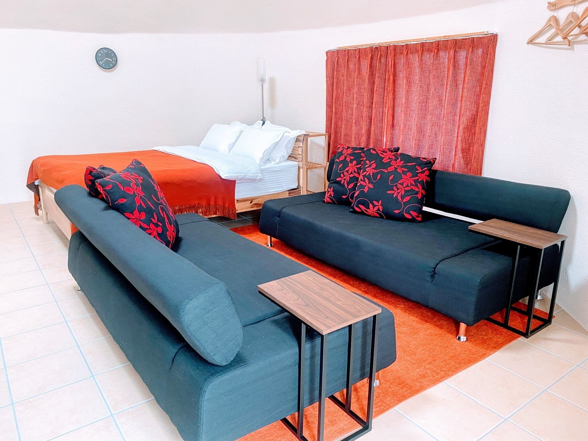 1 bedroom, desk, free WiFi, bed sheets