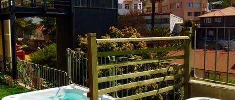 Bañera de hidromasaje exterior