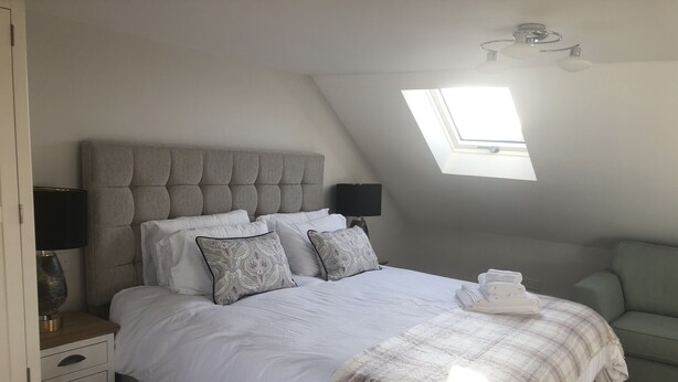 Unclassified image, 1 of 57, button - South Avenue B&B (Kidlington)