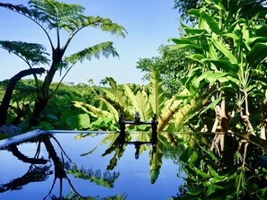 Outdoor spa tub - Sannin Resort (Motobu)