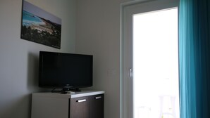 Apartment, 2 Bedrooms, Balcony, Ocean View | Interior - Apartment 30 Meters From the sea With 6 Beds With Full sea View (San Benedetto del Tronto)