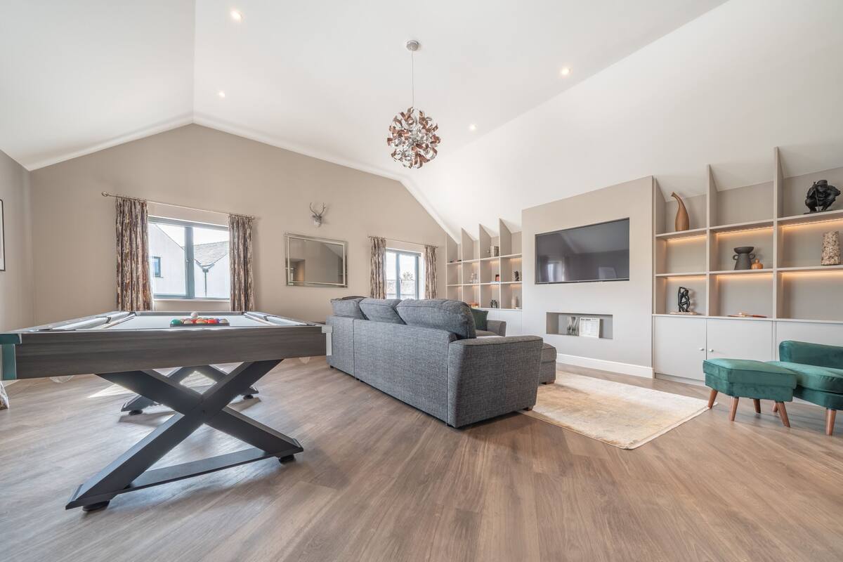 Loftsleilighet – basic, eget bad, bakgårdsutsikt | 4 soverom