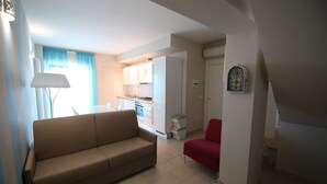 Apartemen, 2 kamar tidur, balkon, pemandangan samudra | Interior