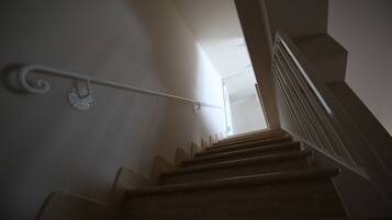 Apartment, 2 Bedrooms, Balcony, Ocean View | Interior