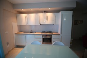 موقد طهي مسطح، ماكينة لصنع القهوة/الشاي