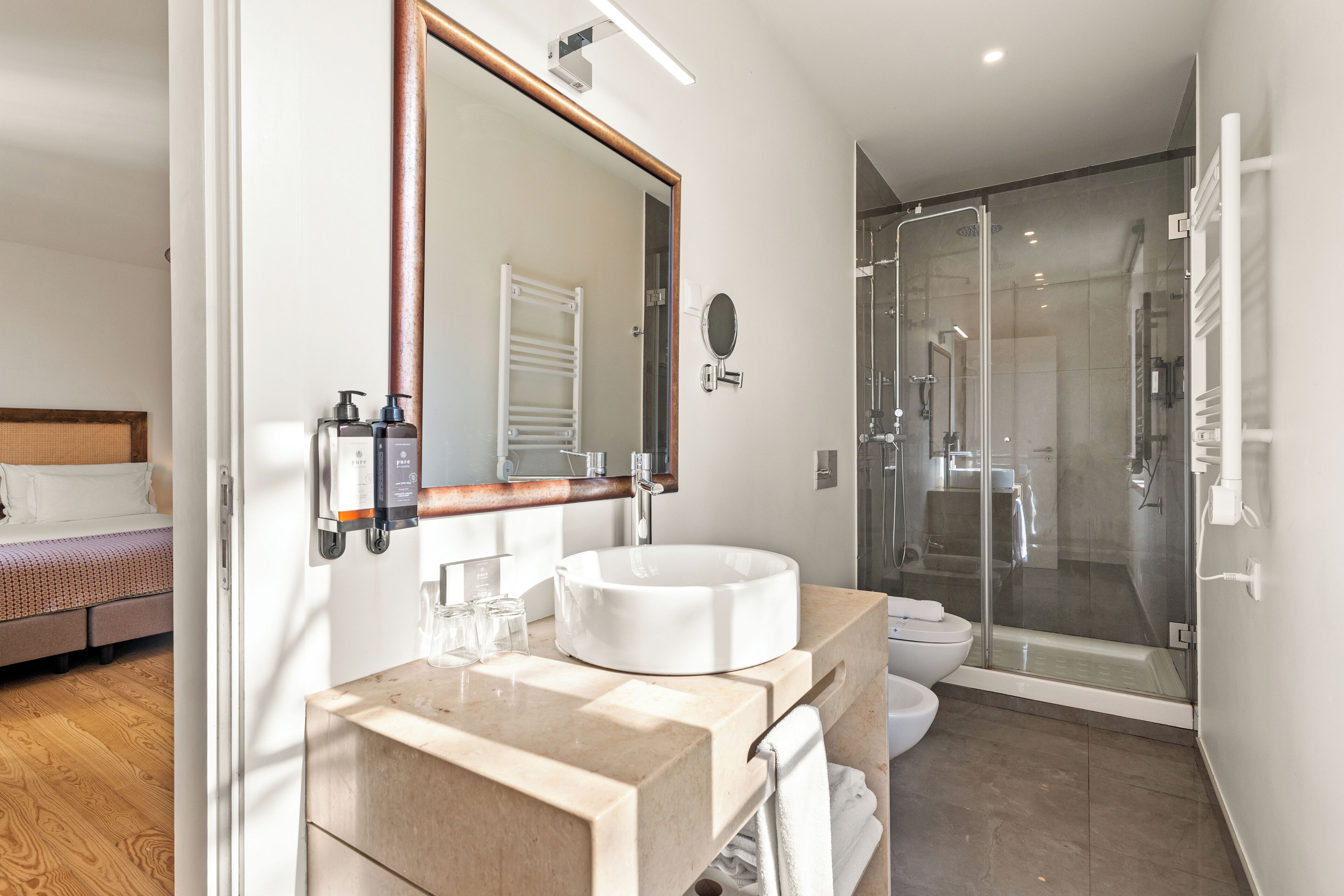 triple room | bathroom | shower, free toiletries, hair dryer, towels