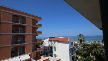 Apartment, 2 Bedrooms, Balcony, Ocean View | Exterior