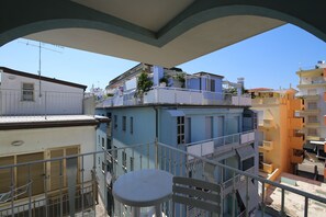 Property grounds - Apartment 20 Meters From The Sea 7 Beds With Small Sea View (San Benedetto del Tronto)