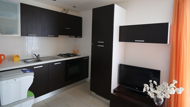 Apartment, 2 Bedrooms, Balcony | Private kitchen - Apartment 30 Meters From The Sea 6 Beds Without Sea View (San Benedetto del Tronto)