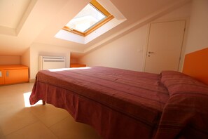 Apartment, 2 Bedrooms, Balcony