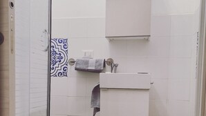 Unclassified image, 2 of 8, button - Milan Center-delicious Two-room Apartment (Milan)