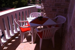 Appartement, 1 chambre (Red) | Balcon