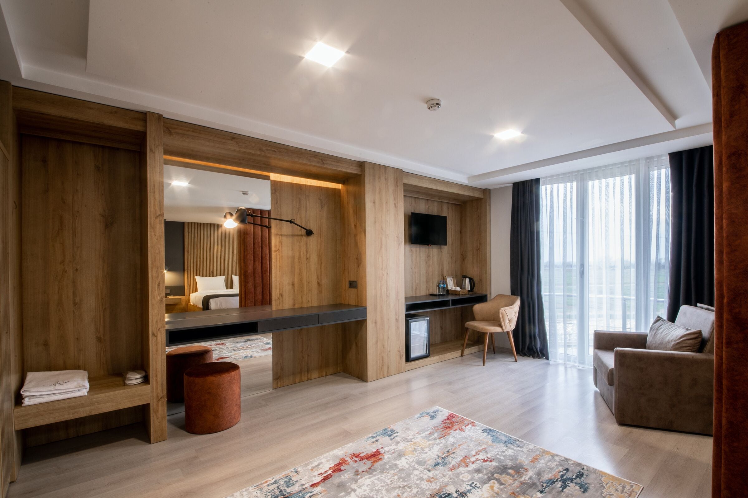 executive suite, garden view, corner | 2 bedrooms, premium bedding, minibar, in-room safe