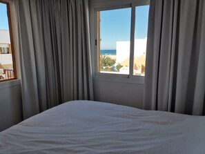 2 bedrooms, iron/ironing board, free WiFi, bed sheets - 206 - Apartamento Valhalla (Tarifa)