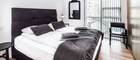Luxury Apartment, 2 Bedrooms | 2 bedrooms, blackout curtains, free WiFi, bed sheets