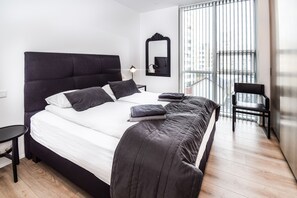 Luxury Apartment, 2 Bedrooms | 2 bedrooms, blackout curtains, free WiFi, bed sheets