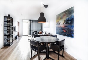 Luxury Apartment, 2 Bedrooms | Living area