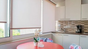 Unclassified image, 4 of 14, button - Apartments Danica (Sibenik)