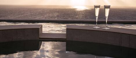 Piscine extérieure, piscine chauffée