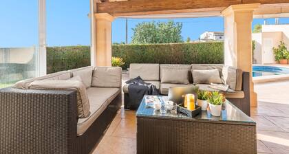 Villa ALZINA: Your dream retreat in Cala Millor