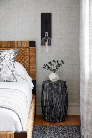 Surmatelas, rideaux occultants, fer et planche à repasser, Wi-Fi gratuit