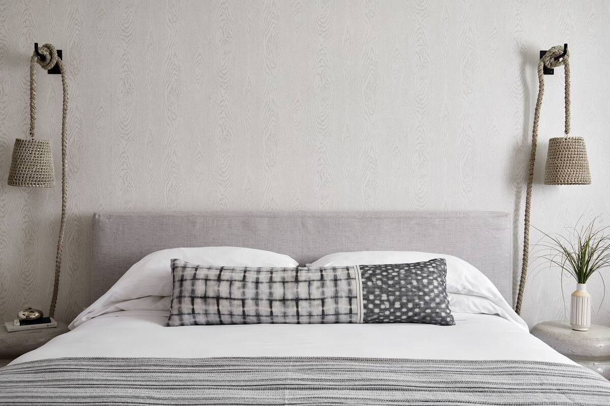 Pillowtop beds, blackout drapes, iron/ironing board, WiFi (free)