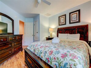 Condo, Multiple Beds, Private Pool