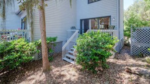 Exterior - Ocean Breeze 66, 2 Bedrooms, Pet Friendly, Sleeps 6 (Hilton Head Island)