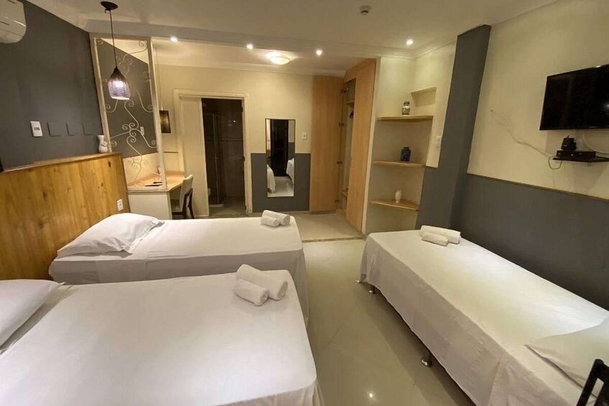 Executive Twin Room | Minibar, in-room safe, WiFi (free)