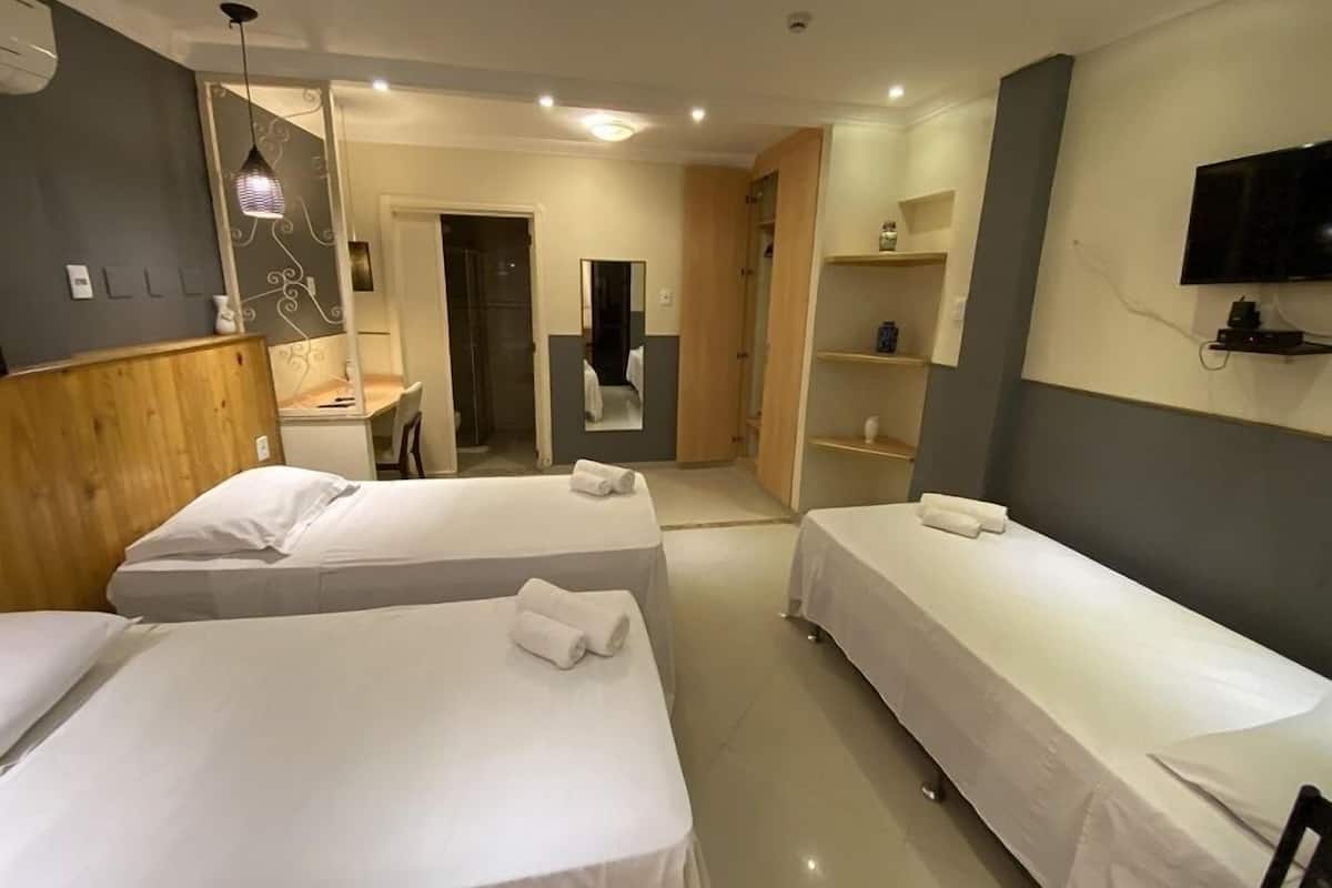 Kamar Twin Eksekutif | 1 kamar tidur, minibar, brankas, dan Wi-Fi gratis