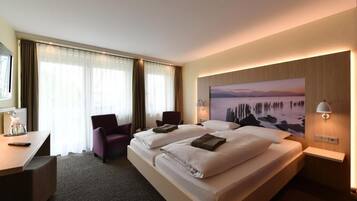 Minibar, in-room safe, desk, blackout curtains