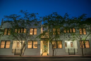 Front of property - Casa Sofi (Miami Beach)