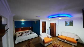 Desk, laptop workspace, free WiFi, bed sheets