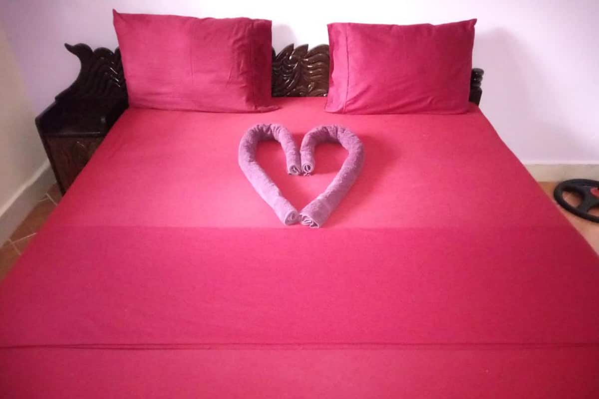 Apartment | 2 bilik tidur, seterika/papan seterika, Wi-fi percuma, cadar katil