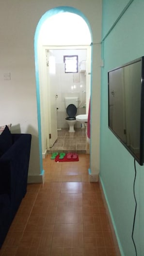 Apartment | Bathroom | Shower, rainfall showerhead, free toiletries, towels - Diani Luxury Apartments (Diani Beach)