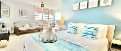 1 bedroom, desk, iron/ironing board, WiFi