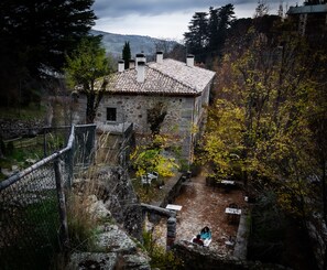 Property grounds - OYO Peña Pintada Inn. (Cercedilla)