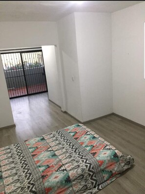 비즈니스 아파트 | 3 개의 침실, 무료 미니바 품목, 노트북 작업 공간, 무료 WiFi