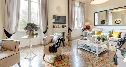 The Park View 4 Bedrooms Apartment with Terrace and Elevator inside the Walls of Lucca