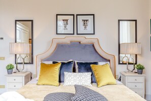4 Schlafzimmer, Bügeleisen/Bügelbrett, kostenloses WLAN