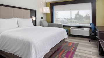 WiFi (free), bed sheets