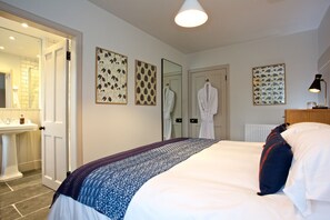 Cottage, Ensuite | 2 bedrooms - Ross Lodge (Crieff)