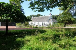 Småhus, eget bad | Hage