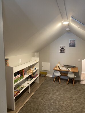 Spielezimmer