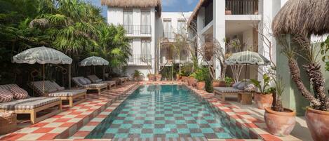 Outdoor pool, open 8:00 AM to 8:00 PM, pool umbrellas, sun loungers