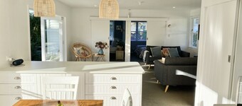 Magnolia Cottage - Kuaotunu Holiday Home