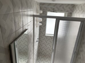Superior-Doppelzimmer, eigenes Bad | Dusche im Bad
