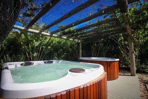 Family Villa, 1 Bedroom, Hot Tub, Garden View | Terrace/patio - Vila Campeche Residencial (Florianópolis)