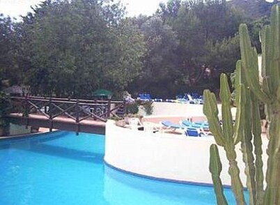 Villa Blanca - Luxury development, close to the beach, recently renovated.