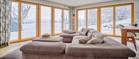 Smart-TV, Stereoanlage